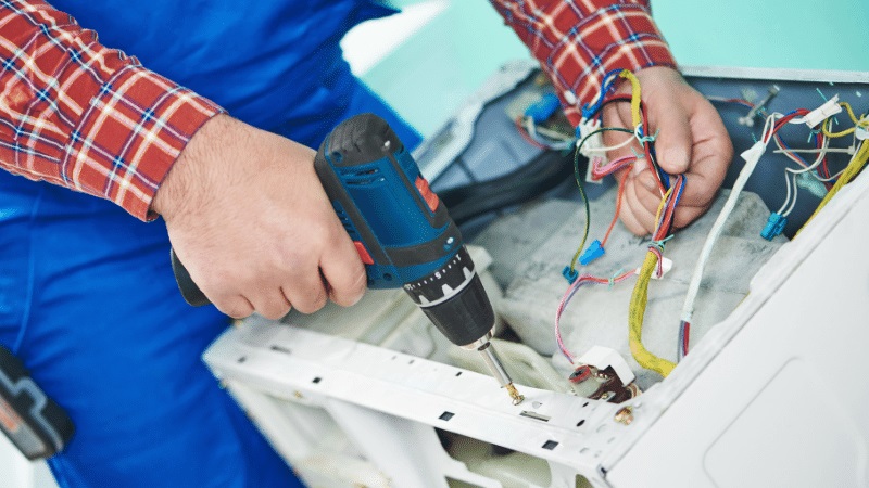 Kartepe Maytag Maytag çamaşır makinesi kart tamiri – Su almama arızası orijinal parça ile giderildi. - Teknik servis örneği
